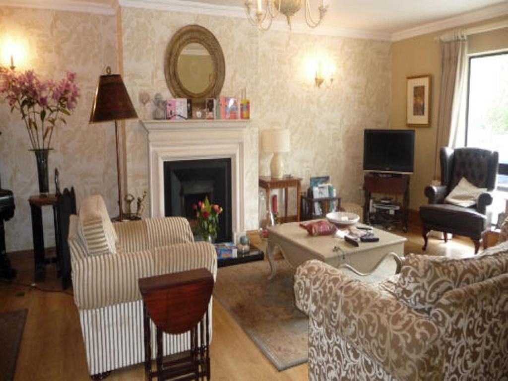 مبيت وإفطار ميدليتون Carrigshane House المظهر الخارجي الصورة